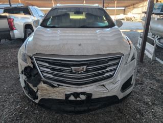 2017 Cadillac XT5 Standard - Exterior Front Center Image